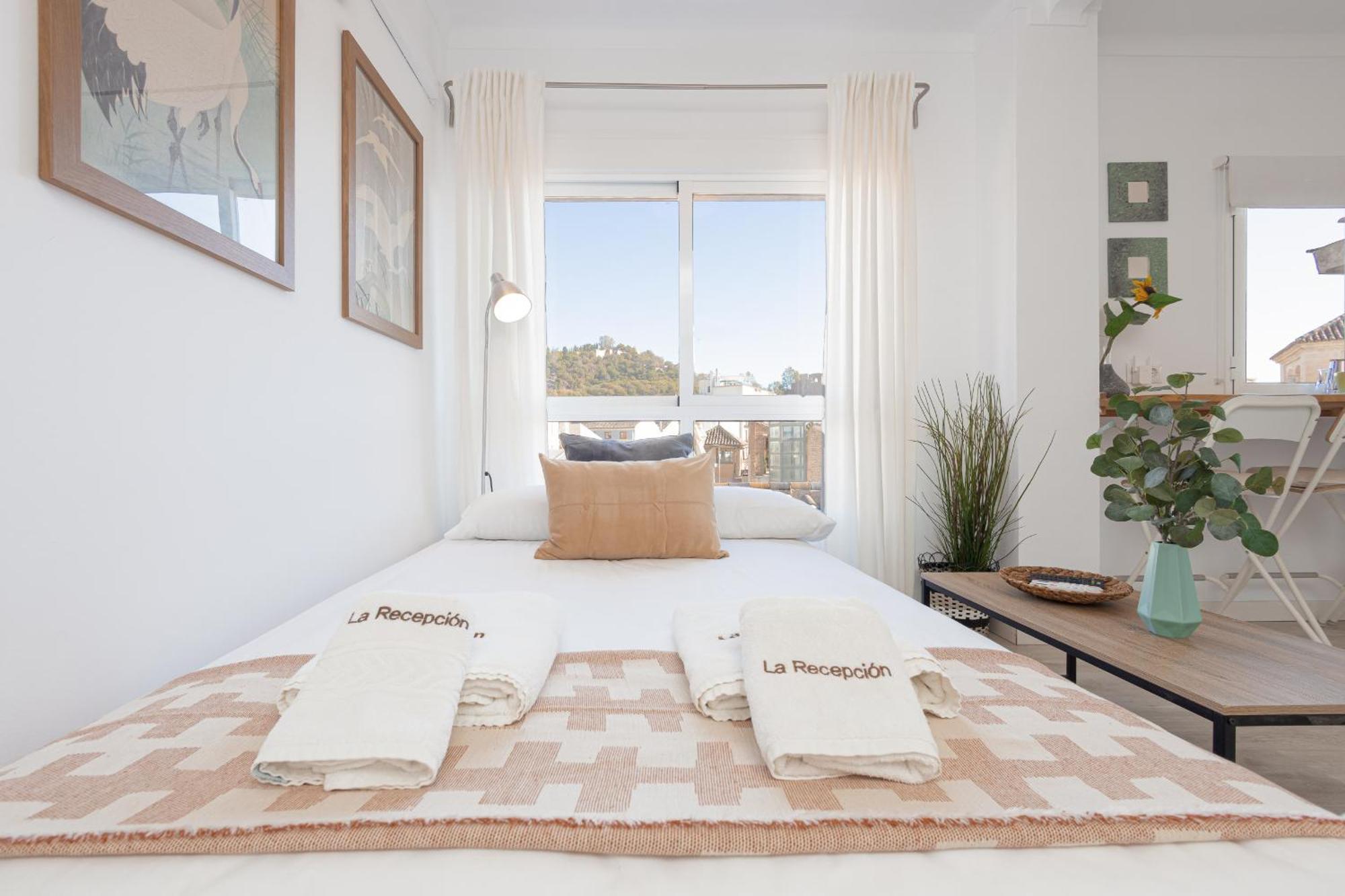 C79 - Fabulous Apartment Alcazaba Views Малага Екстер'єр фото